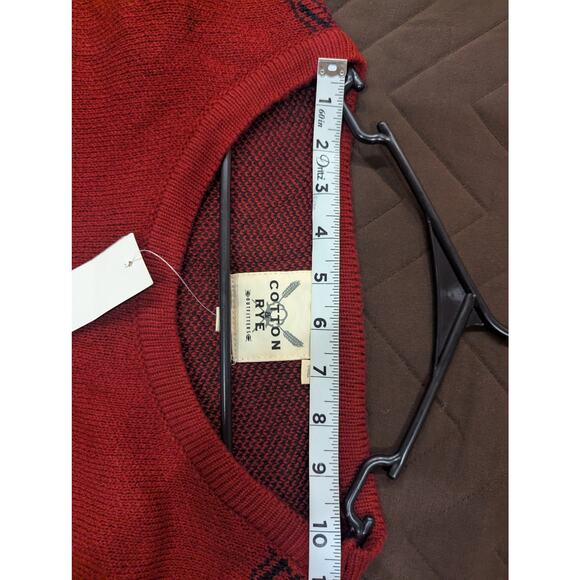 Southwestern style rust colored sweater with fringe detailing by Cotton & Rye - Picture 5 of 8